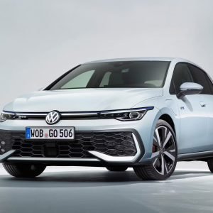 VOLKSWAGEN - GOLF 8.5